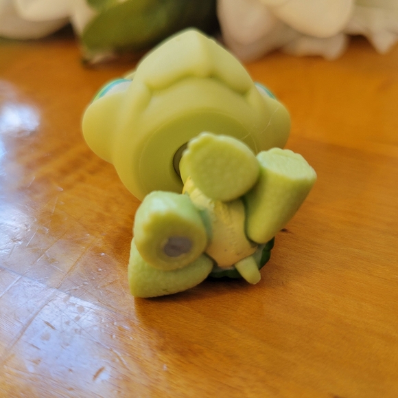 Littlest Pet Shop LPS #321 Turtle Green Blue Eyes 2006 - Picture 10 of 13